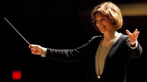 Acclaimed American conductor Maestra JoAnn Falletta